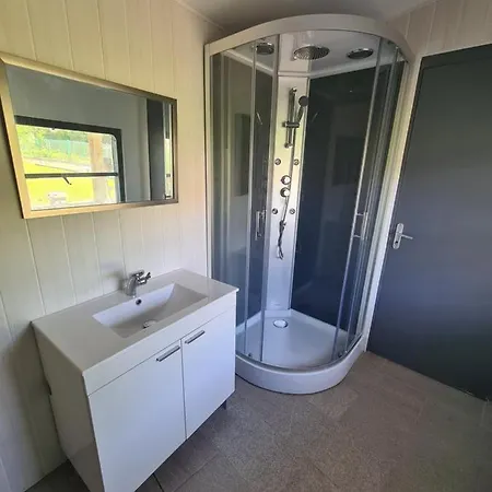 Mini Maison Independante Avec Terrasse * فردان سور ميوز