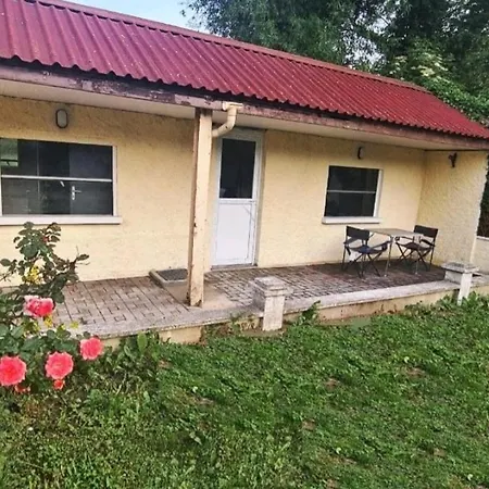 بيت للعطل Mini Maison Independante Avec Terrasse فردان سور ميوز
