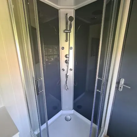 Mini Maison Independante Avec Terrasse *