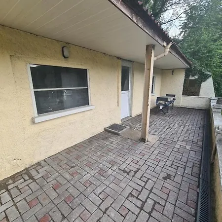 Mini Maison Independante Avec Terrasse فردان سور ميوز